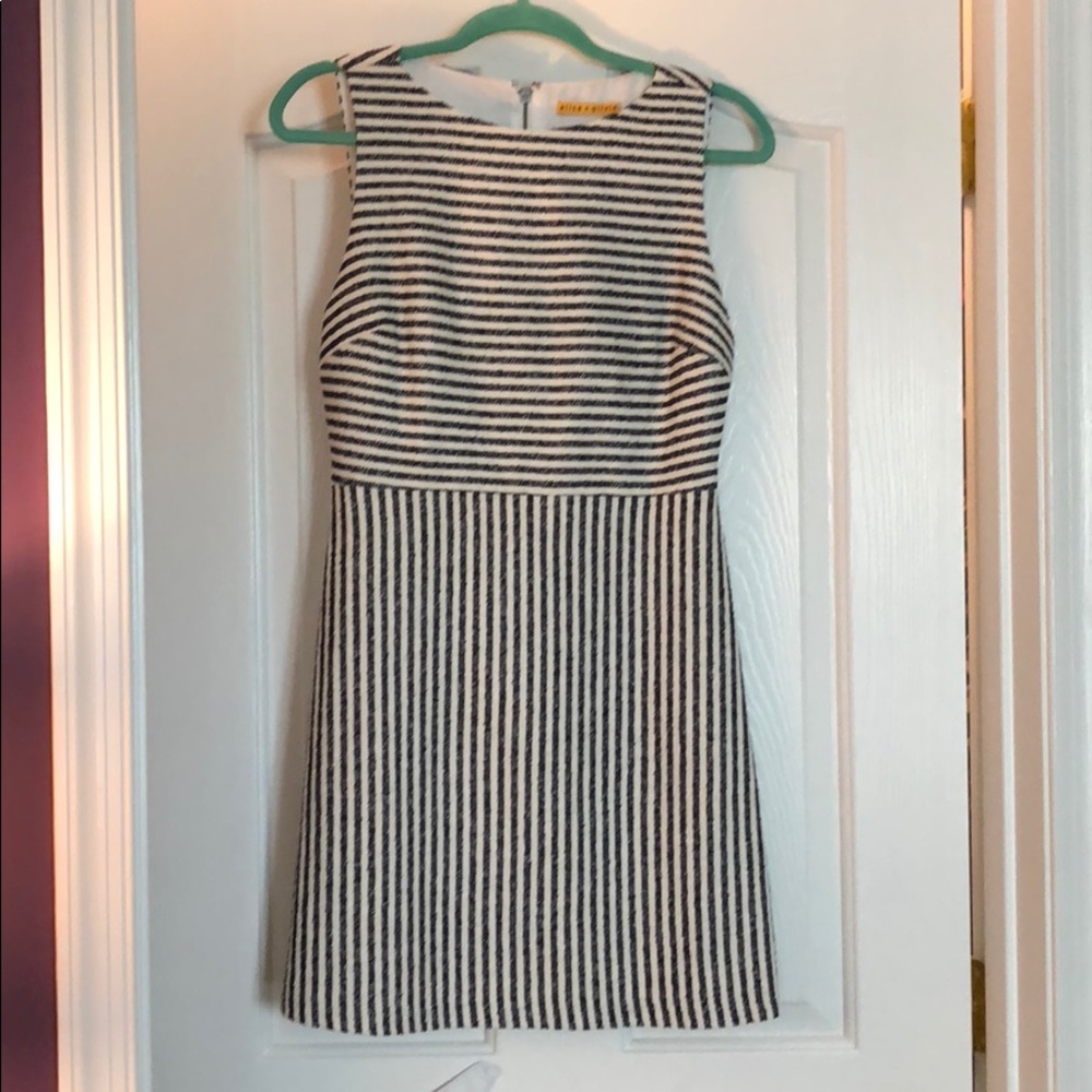 alice + olivia open back dress size 8
